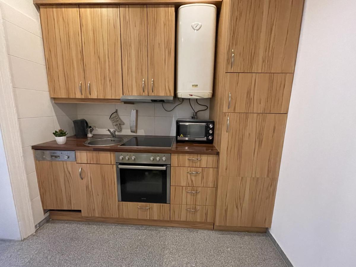 Central Sunny Flat With Free Parking Appartement *